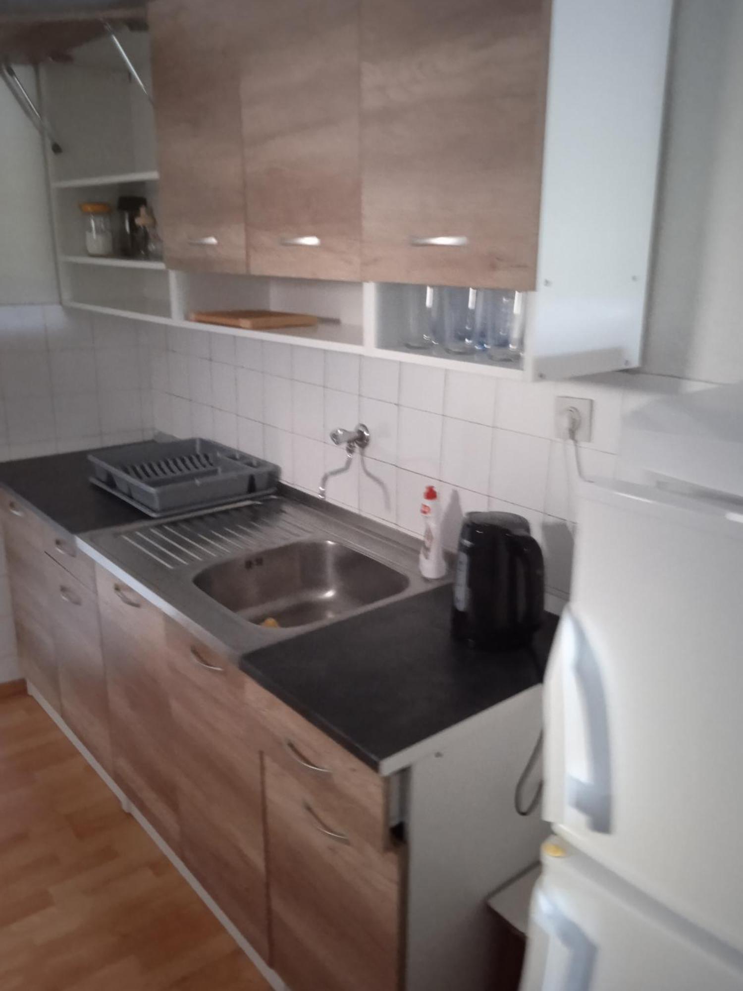 Apartment And Rooms Barbaric 内乌姆 外观 照片