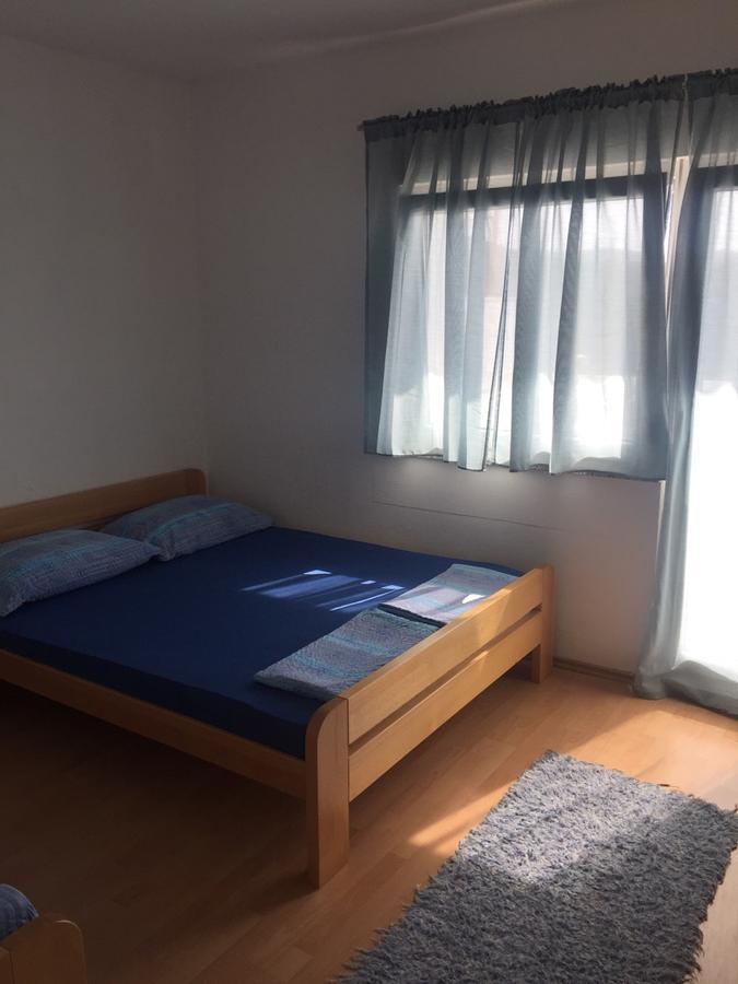 Apartment And Rooms Barbaric 内乌姆 外观 照片