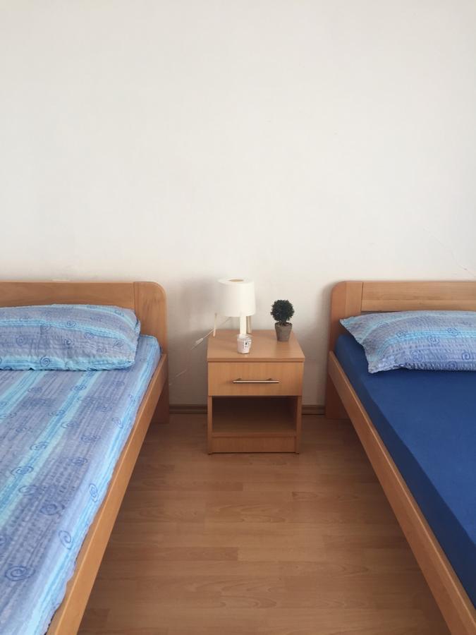 Apartment And Rooms Barbaric 内乌姆 外观 照片